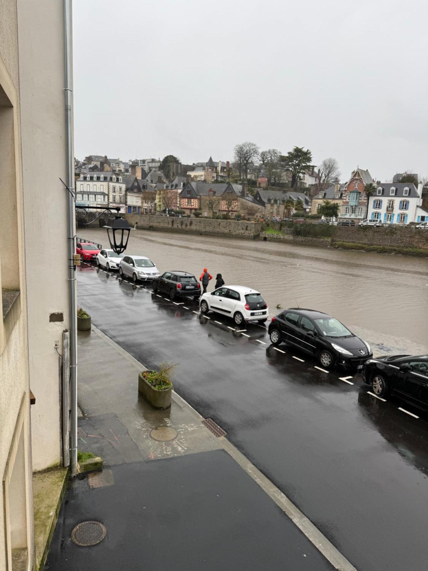 Appartement T2 Vue Sur La Riviere Avec Garage Privatif - Port De Saint-Goustan Оре Екстер'єр фото